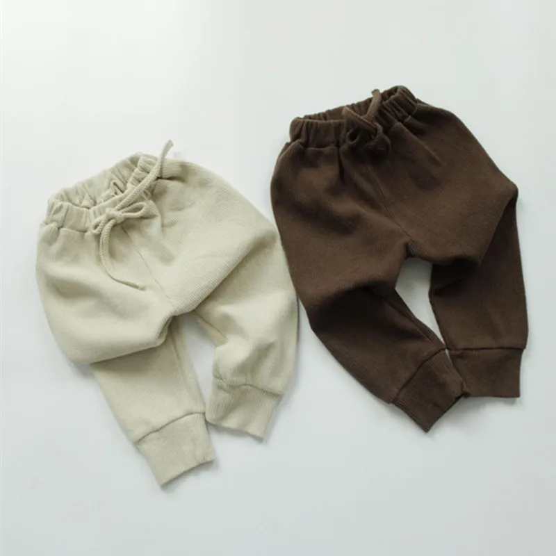 Есенни нови плетени вълнени панталони в корейски стил за малки момчета, детски дрехи, обикновена панталони в рубчик за деца Изображение 0